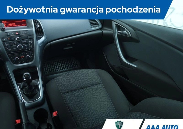 Opel Astra cena 32000 przebieg: 150061, rok produkcji 2013 z Jaworzyna Śląska małe 92